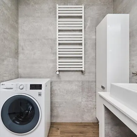 Apartment Architektow Avenue Free Parking By Renters Wroclaw
