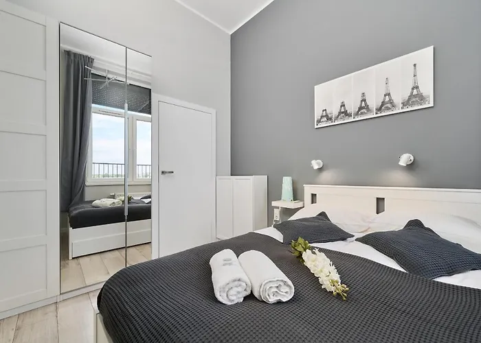 Architektow Avenue Free Parking By Renters